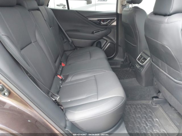 4S4BTANC8N3197171 Subaru Outback Limited