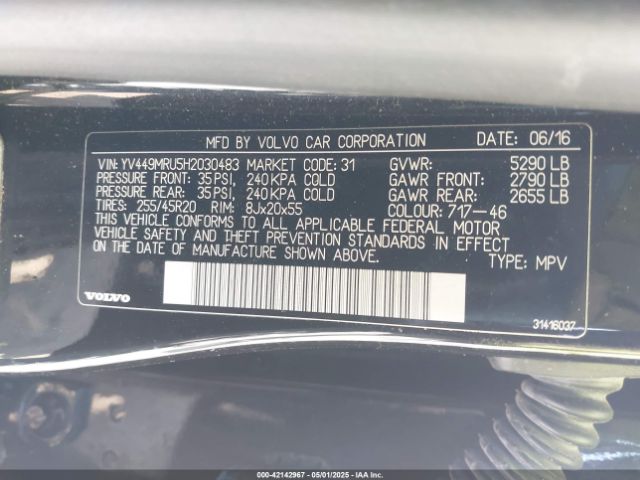 2017 VOLVO XC60 YV449MRU5H2030483 Photo 8
