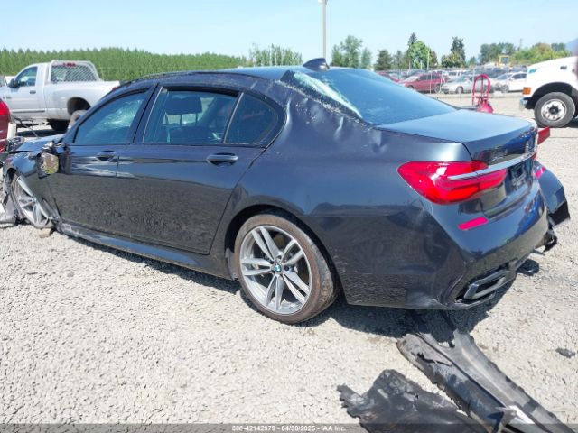 2016 BMW 750I WBA7F2C51GG416895 Photo 2