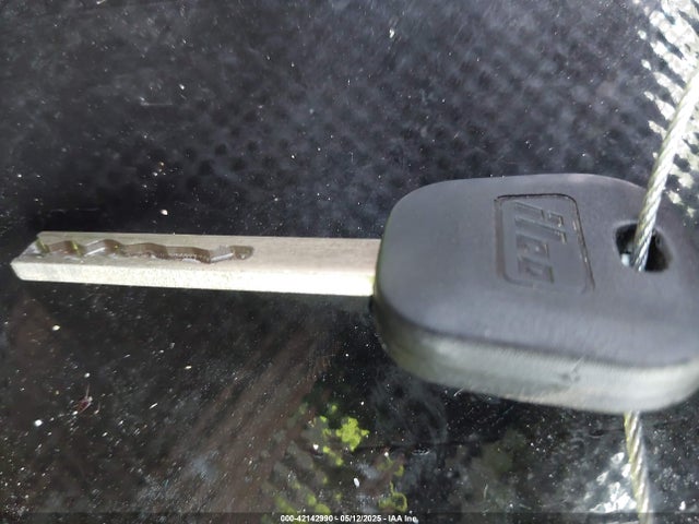 1GCVKREC1FZ415386 Chevrolet Silverado 1500 1lt