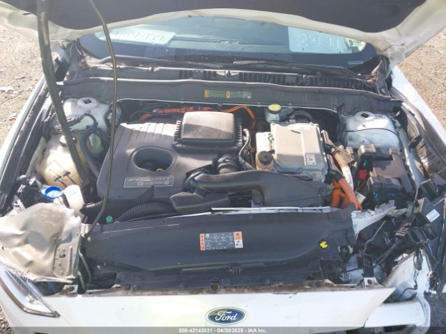 3FA6P0SU6HR409854 Ford Fusion Energi Titanium
