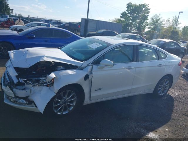 3FA6P0SU6HR409854 Ford Fusion Energi Titanium