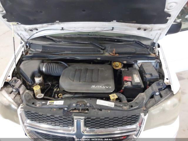 2C4RDGBG2ER137873 Dodge Grand Caravan Se