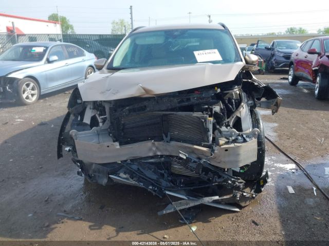 1FMCU9J92LUB48243 Ford Escape Titanium