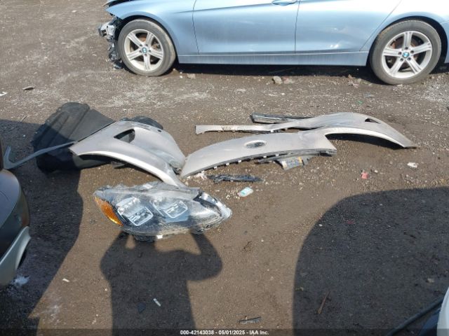 1FMCU9J92LUB48243 Ford Escape Titanium