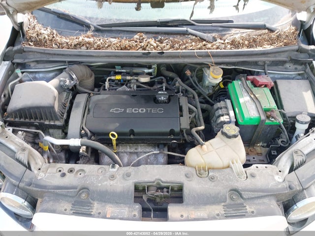 1G1JC5SH6F4121976 Chevrolet Sonic Lt Auto