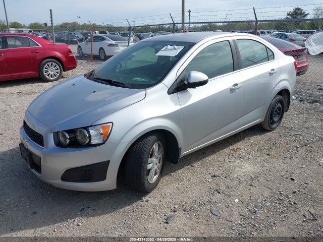 1G1JC5SH6F4121976 Chevrolet Sonic Lt Auto
