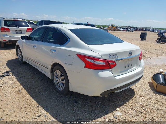 1N4AL3AP3HN336805 Nissan 2017