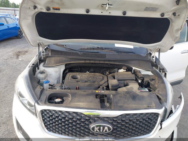 5XYPG4A35HG205801 KIA Sorento 2.4l Lx