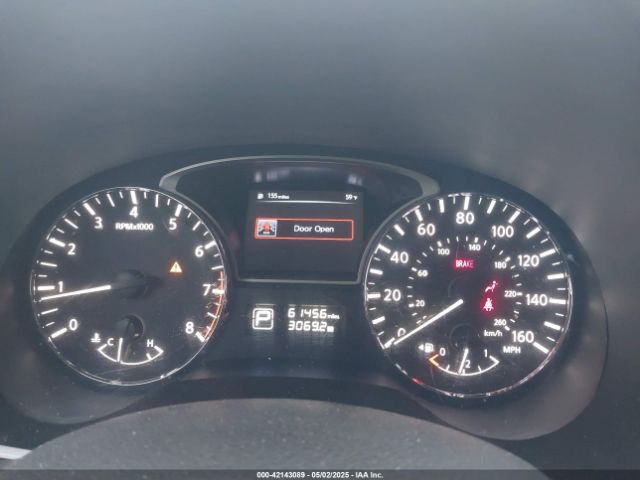5N1AR2MN6EC726264 Nissan Pathfinder S