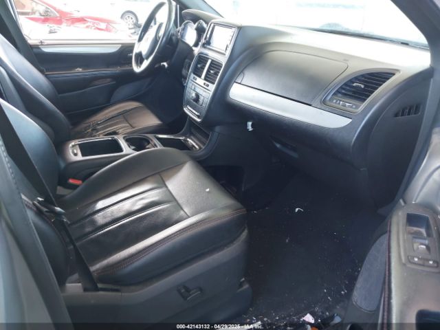 2C4RDGEG1JR342008 Dodge Grand Caravan Gt