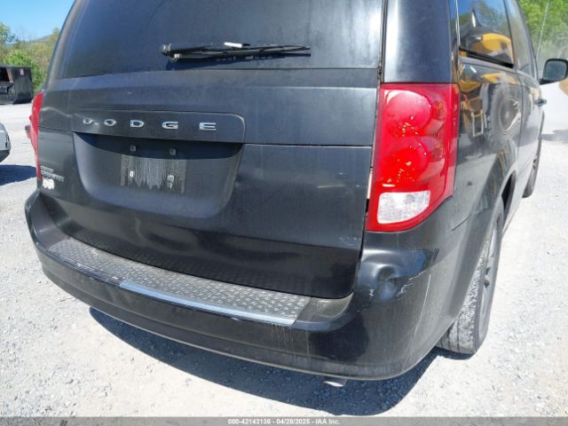 2C4RDGBG5FR704806 Dodge Grand Caravan Se Plus