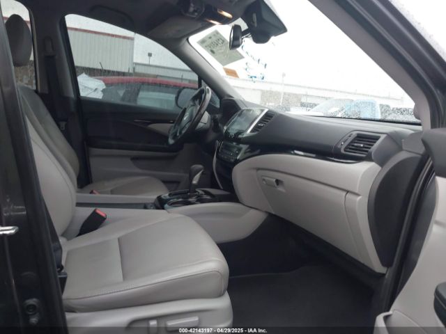 5FPYK3F74JB012181 Honda Ridgeline Rtl-e