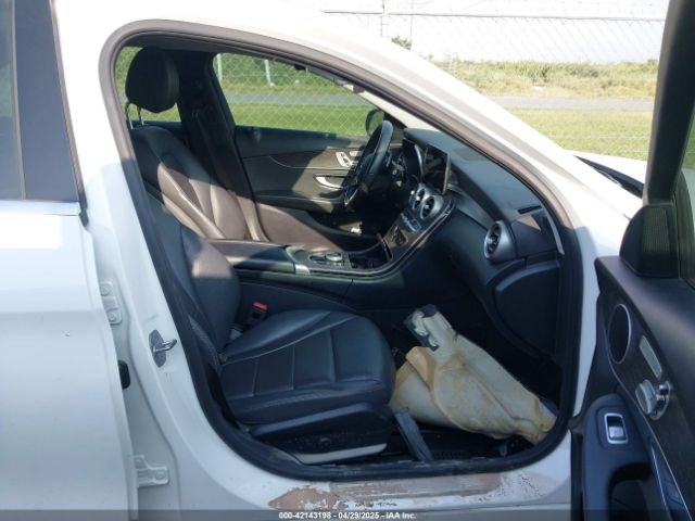2019 MERCEDES-BENZ C 300 55SWF8DB1KU308347 Photo 4