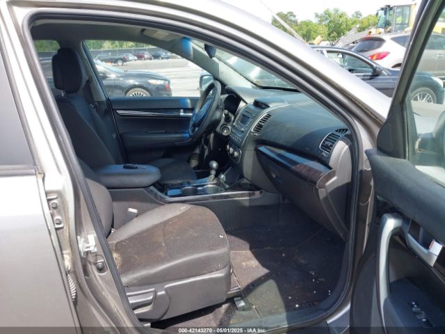 5XYKT3A60EG486699 KIA SORENTO LX