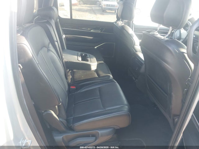 1C4SJVDT1NS200825 Jeep Wagoneer Series Iii 4x4