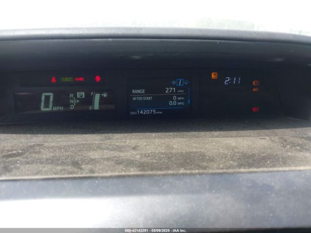 JTDZN3EU6GJ047561 Toyota Prius V Five