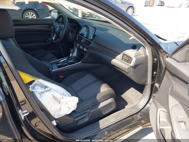 1HGCV1F48JA033601 Honda ACCORD EX
