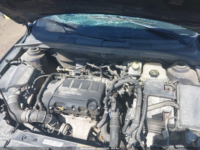 1G1PC5SB9E7114104 Chevrolet Cruze 1lt Auto