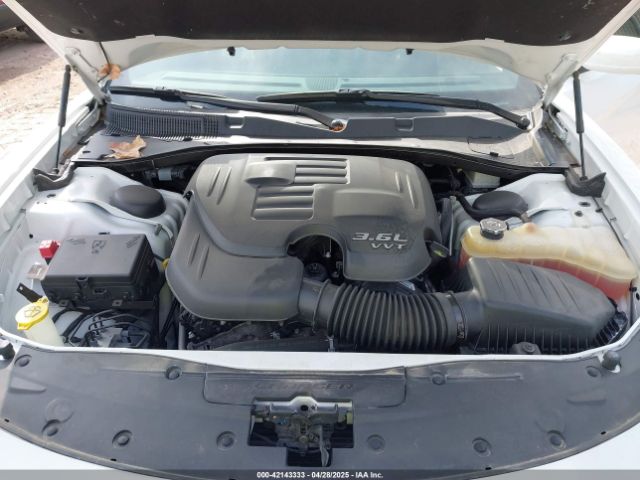 2C3CDXBG4LH213896 Dodge Charger Sxt Rwd
