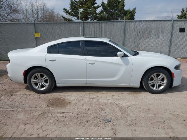 2C3CDXBG4LH213896 Dodge Charger Sxt Rwd