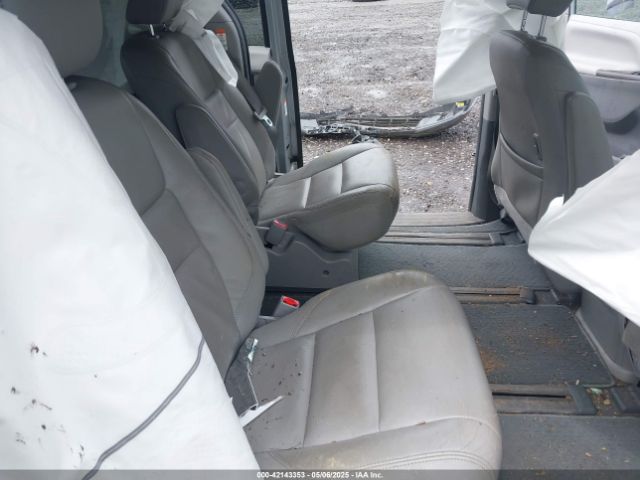 2019 TOYOTA SIENNA 5TDDZ3DC9KS226549 Photo 7