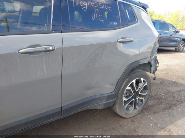 3C4NJDCB3NT145518 Jeep Compass Limited 4x4