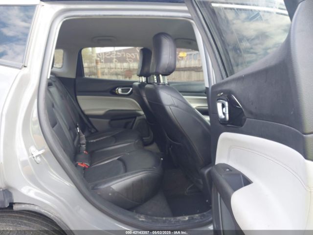3C4NJDCB3NT145518 Jeep Compass Limited 4x4