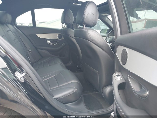 55SWF8DB0KU307061 Mercedes-Benz C 300