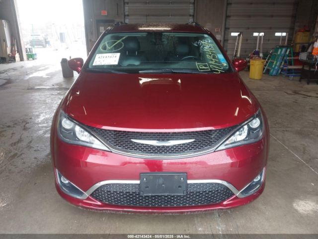 2C4RC1BG3HR688012 Chrysler Pacifica Touring-l