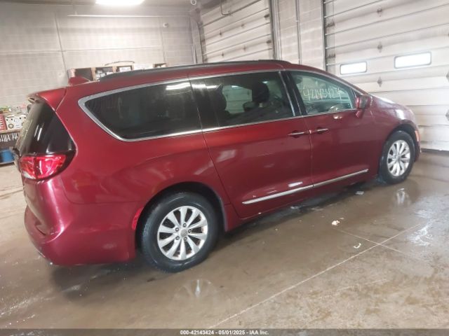 2C4RC1BG3HR688012 Chrysler Pacifica Touring-l