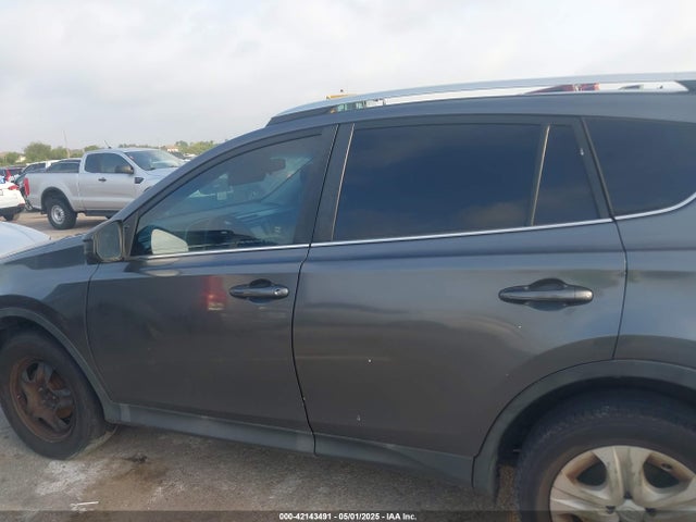 Toyota RAV4 LE 2014 2T3ZFREV7EW084500 Image 14