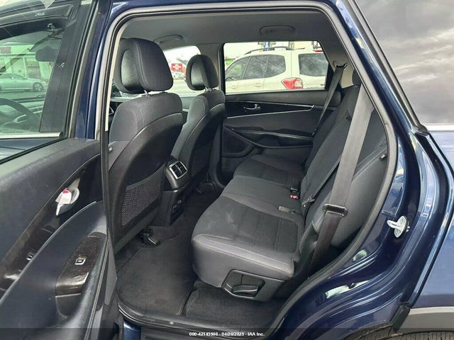 5XYPGDA5XGG142632 KIA Sorento Lx/l