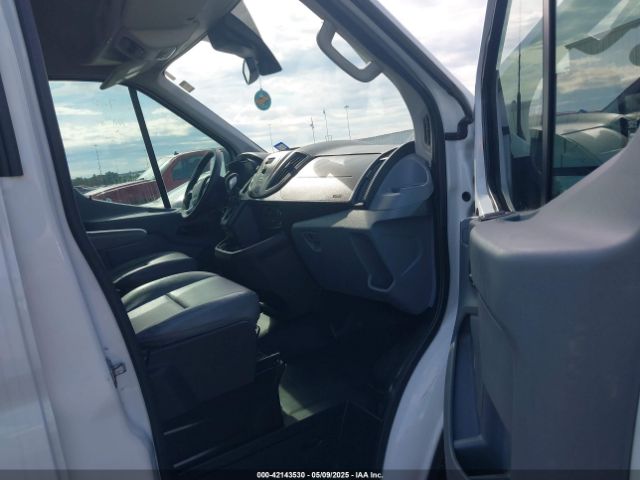 1FMZK1CM1JKA17249 Ford Transit-150 Xl