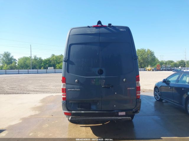 WD3PE7CD8JP639155 Mercedes-Benz Sprinter 2500 Standard Roof V6