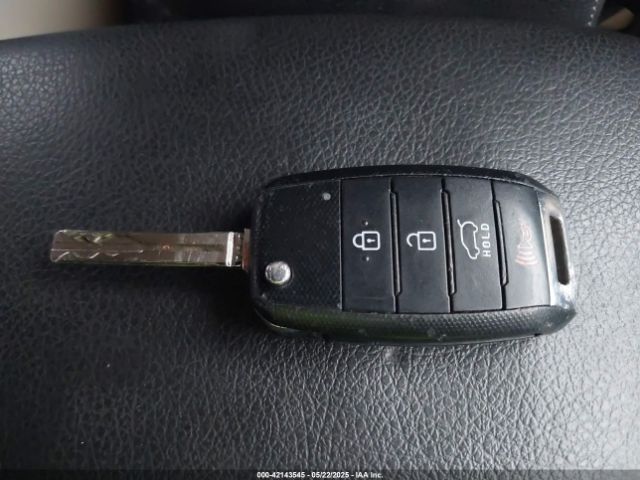 KNDJN2A22G7295914 KIA Soul !