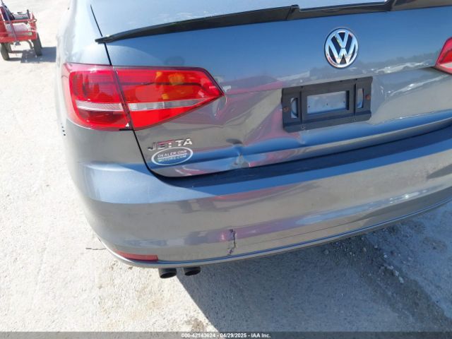 3VW2K7AJ9FM311495 Volkswagen Jetta 2.0l S