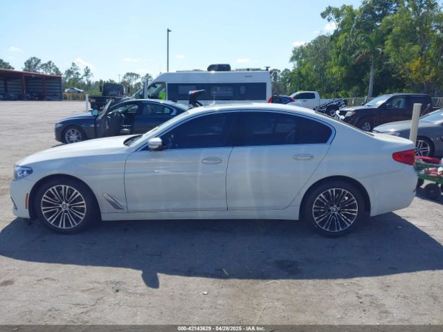 WBAJA5C53JG898590 BMW 530I