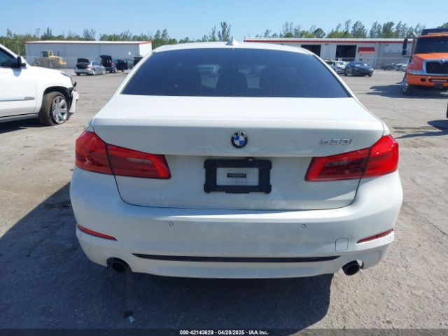 WBAJA5C53JG898590 BMW 530I