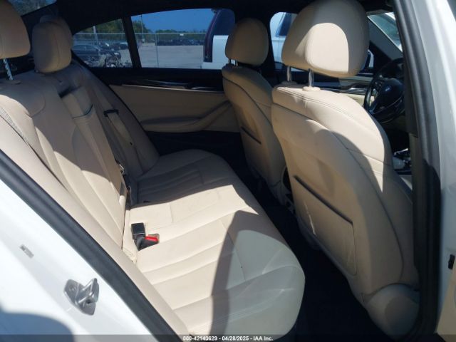 WBAJA5C53JG898590 BMW 530I
