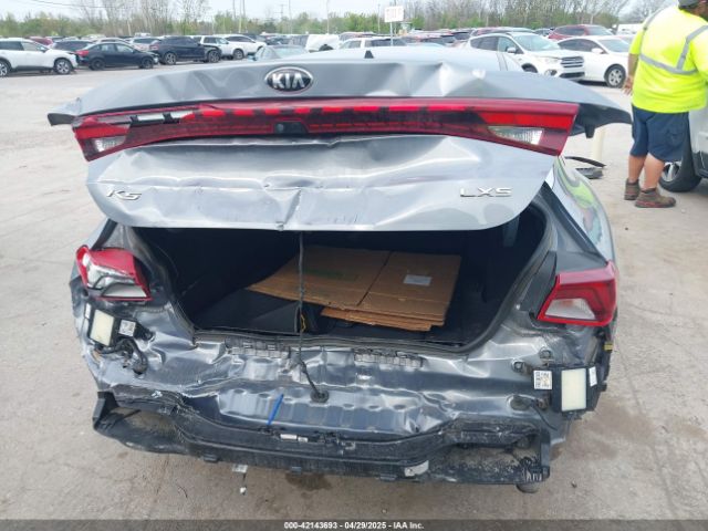 5XXG14J26MG015903 KIA K5 LXS