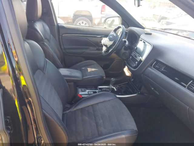 2019 MITSUBISHI OUTLANDER JA4AD3A35KZ025472 Photo 4