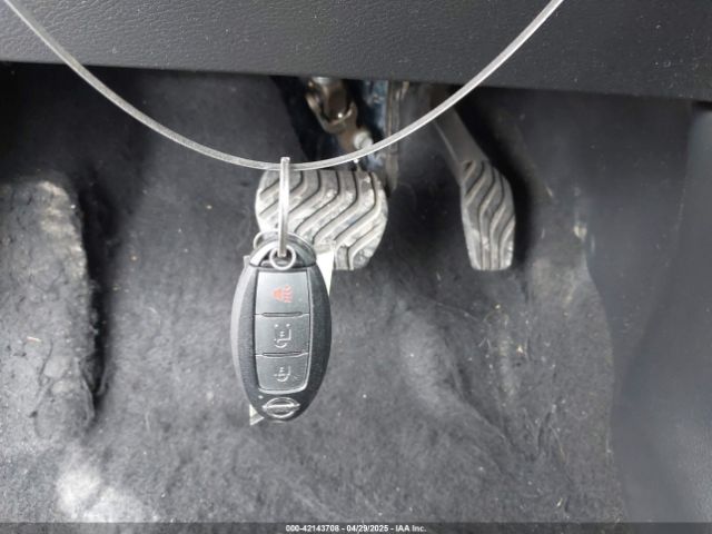 3N1CP5CU2KL548725 Nissan KICKS S