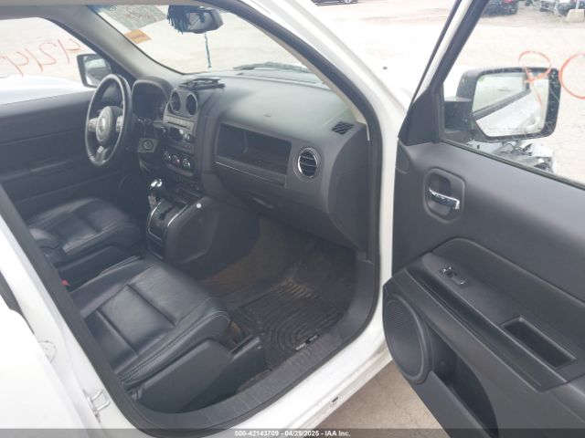 1C4NJPFA7HD204066 Jeep Patriot High Altitude Fwd
