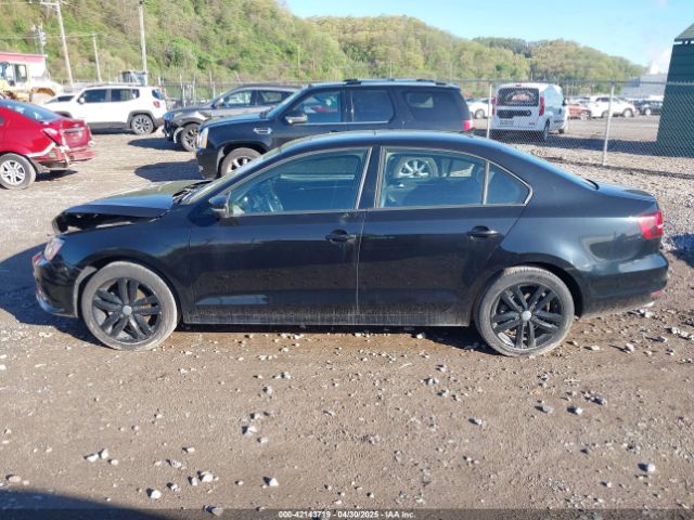 3VWD17AJ2JM238698 Volkswagen Jetta 1.8t Se Sport