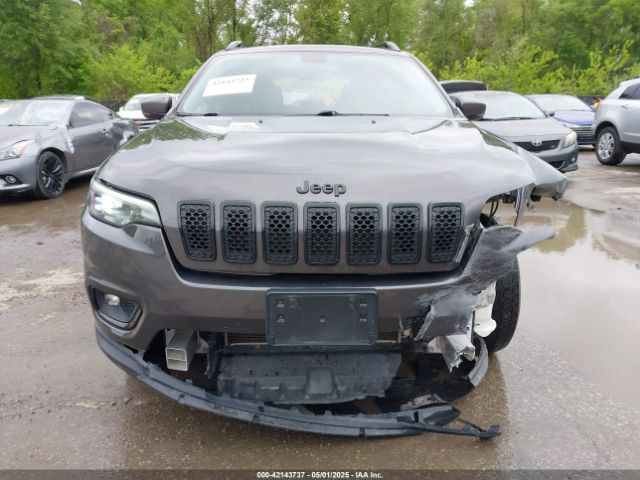 1C4PJMLB2KD328371 Jeep Cherokee Altitude 4x4