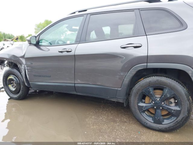 1C4PJMLB2KD328371 Jeep Cherokee Altitude 4x4