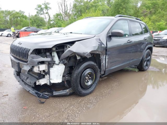 1C4PJMLB2KD328371 Jeep Cherokee Altitude 4x4