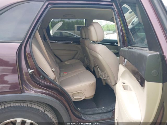 5XYKT3A64EG466262 KIA SORENTO LX