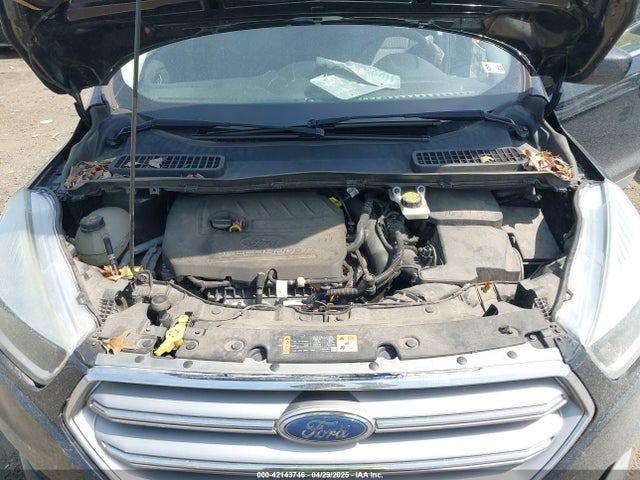 1FMCU0GDXHUD75288 Ford ESCAPE SE